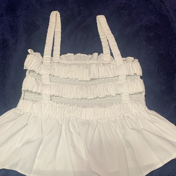 White blouse - Picture 2 of 2